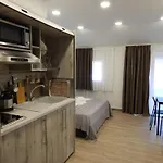 Nioplias Luxury Апарт-отель Пефкохори