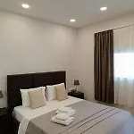 Nioplias Luxury Апарт-отель Пефкохори