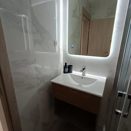 Nioplias Luxury 3* بيفكوهوري