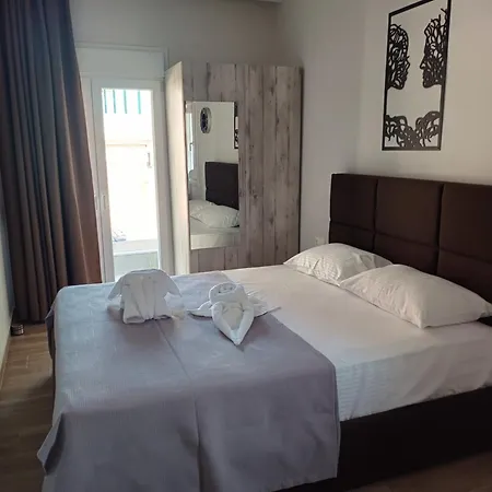 Nioplias Luxury بيفكوهوري