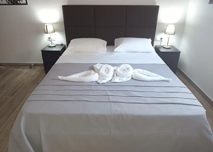 Nioplias Luxury Hotel de apartamente 3*