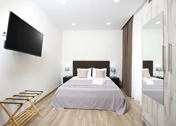 Nioplias Luxury 3*