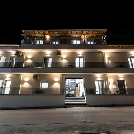 Nioplias Luxury Lejlighedshotel